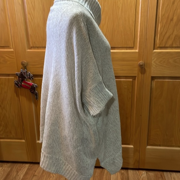 STITCH FIX RD Style Jessika Cowl Neck Poncho - Picture 5 of 10